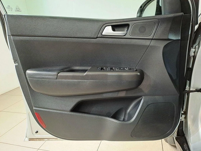 Sportage Comfort RED Line 2.0 AT 4WD (150 л.с.) фото 19