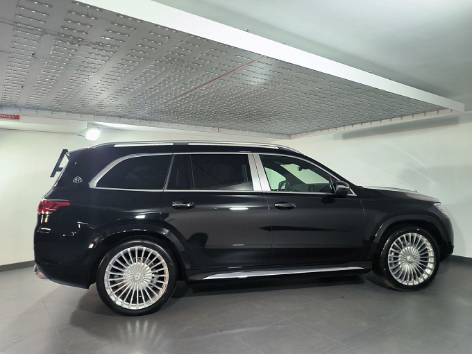 Maybach GLS Base 600 4.0 AT 4Matic (558 л.с.) фото 4