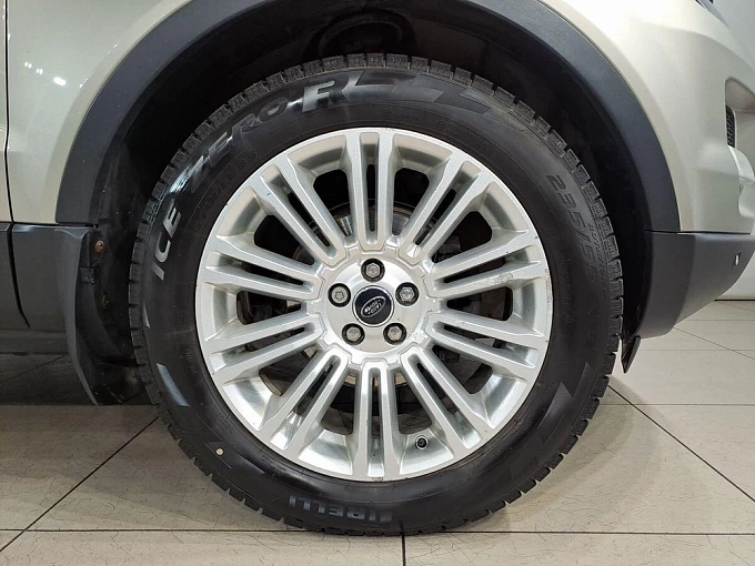 Range Rover Evoque Base 2.2d 9AT 4WD (190 л.с.) фото 18