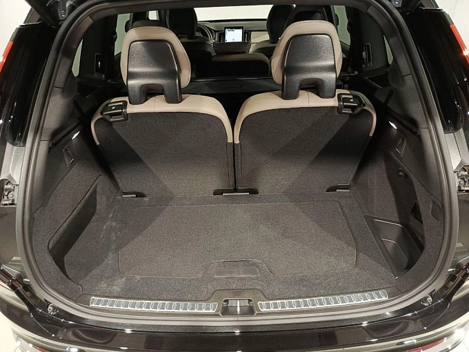 XC90 Travel 7 Seat 2.0 AT 4WD (250 л.с.) фото 20