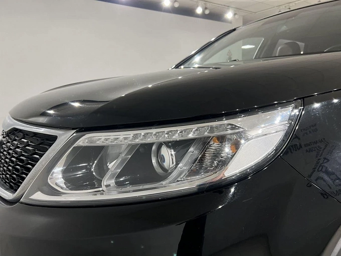 Sorento Luxe 2.4 AT (175 л.с.) фото 19