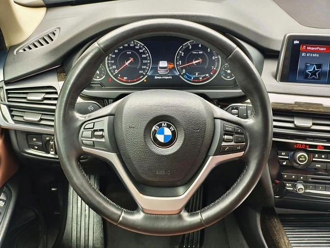 X5 Luxury 3.0 AT 4WD (306 л.с.) фото 14