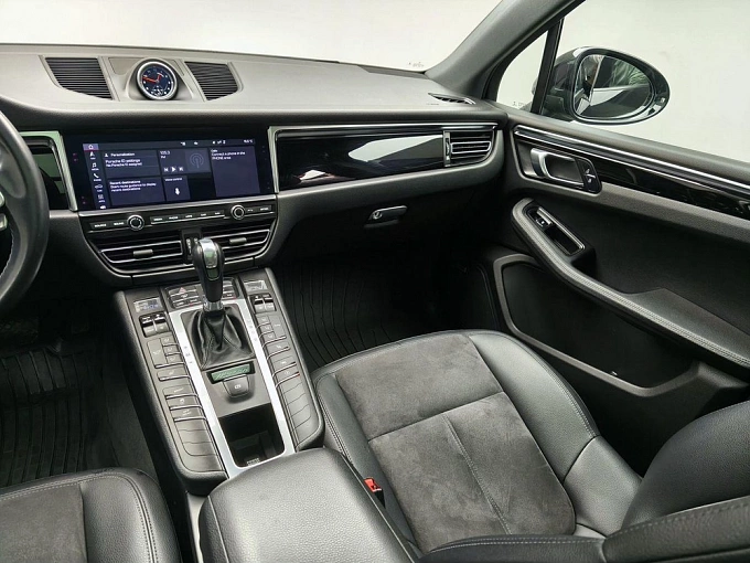 Macan Base 2.0 AMT 4WD (252 л.с.) фото 13