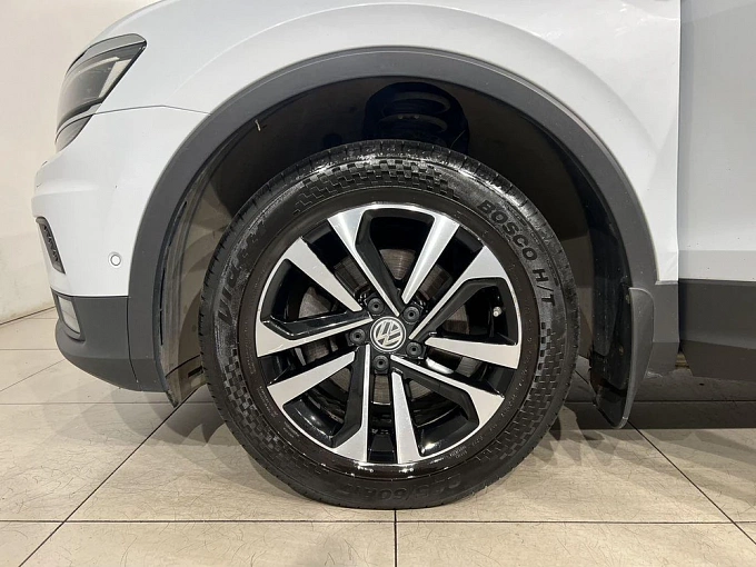 Tiguan Connect Plus 1.4 AMT 4WD (150 л.с.) фото 17