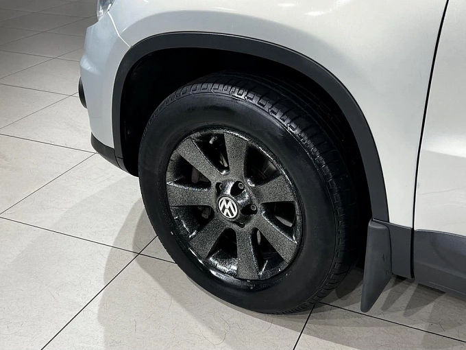 Tiguan Track & Field 2.0 AT 4WD (180 л.с.) фото 31