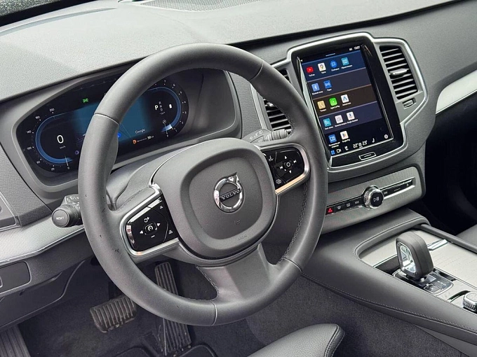 XC90 Momentum 2.0 AT 4WD (7 мест) (249 л.с.) фото 8