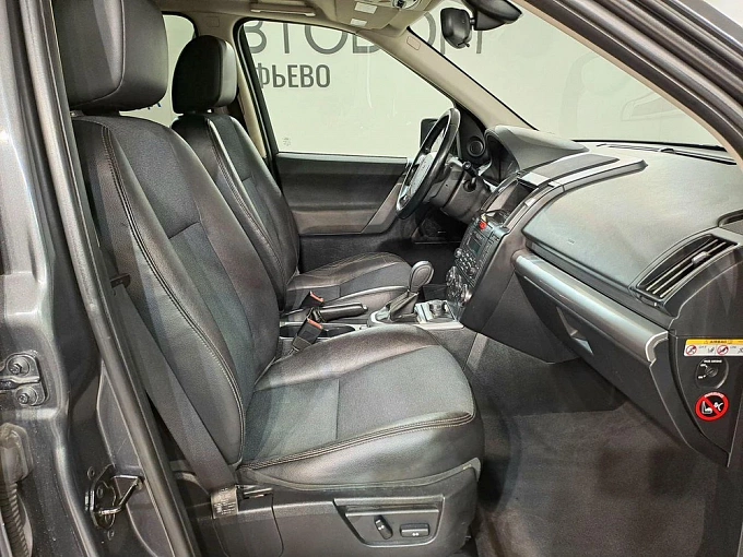 Freelander Base 2.2d AT 4WD (160 л.с.) фото 10