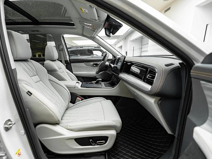 GS8 GT 2.0 AT 4WD (231 л.с.) фото 13