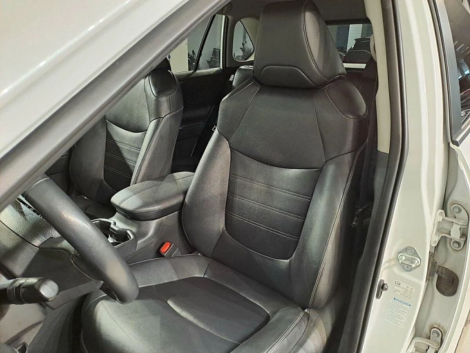 RAV4 Prestige 2.0 CVT 4WD (149 л.с.) фото 11
