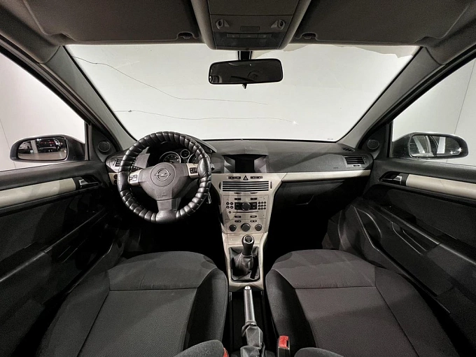 Astra Cosmo 1.6 MT (115 л.с.) фото 9