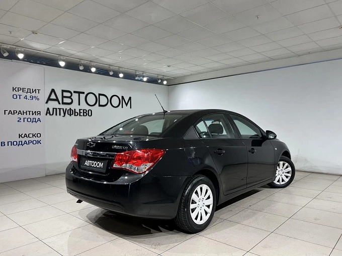 Cruze Base 1.8 MT (141 л.с.) фото 6