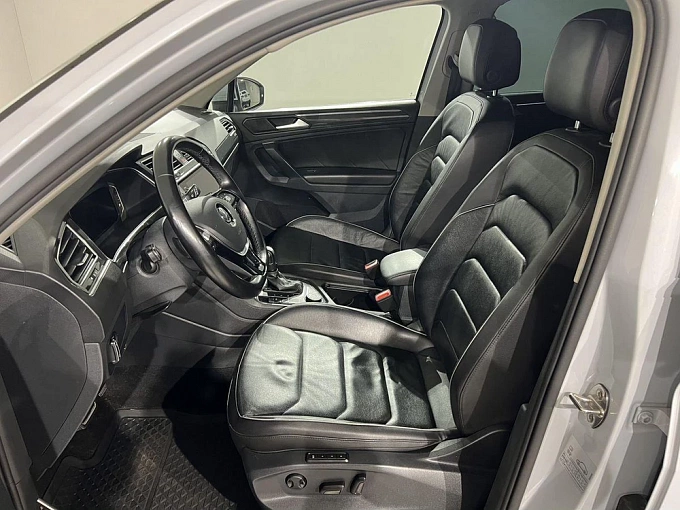 Tiguan Connect Plus 1.4 AMT 4WD (150 л.с.) фото 9