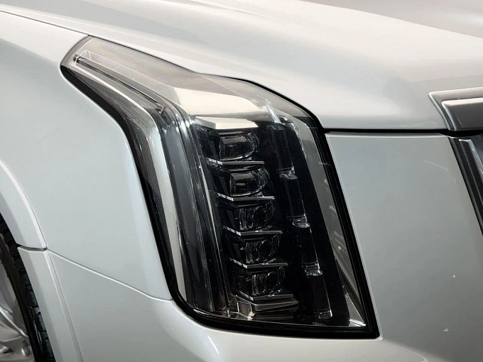 Escalade Platinum 6.2 AT 4WD (409 л.с.) фото 25