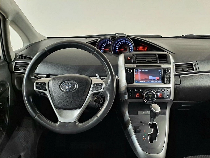 Verso Элеганс 1.8 CVT (147 л.с.) фото 9