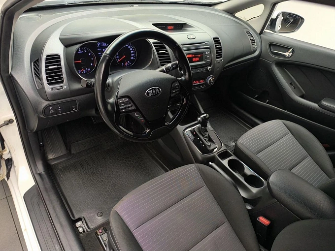 Cerato Luxe 2016 1.6 AT (130 л.с.) фото 8