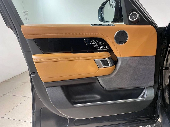 Range Rover Autobiography 4.4d AT 4WD (339 л.с.) фото 16