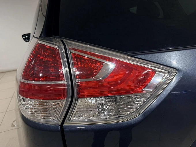 X-Trail LE Top 2.0 CVT 4WD (144 л.с.) фото 15