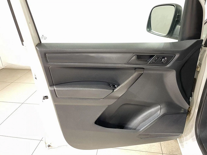 Caddy Trendline 1.6 MT (110 л.с.) фото 18
