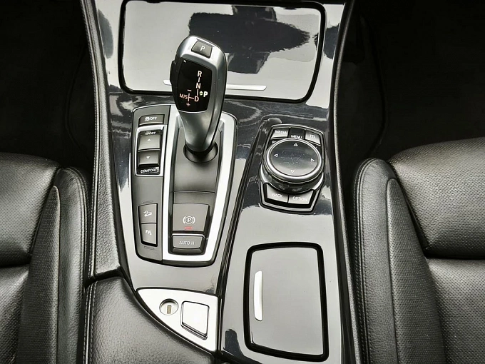 5 серии Luxury Локальная сборка 530 3.0d AT 4WD (258 л.с.) фото 22