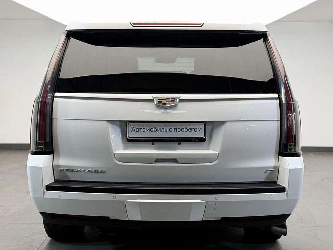Escalade Platinum 6.2 AT 4WD (409 л.с.) фото 6