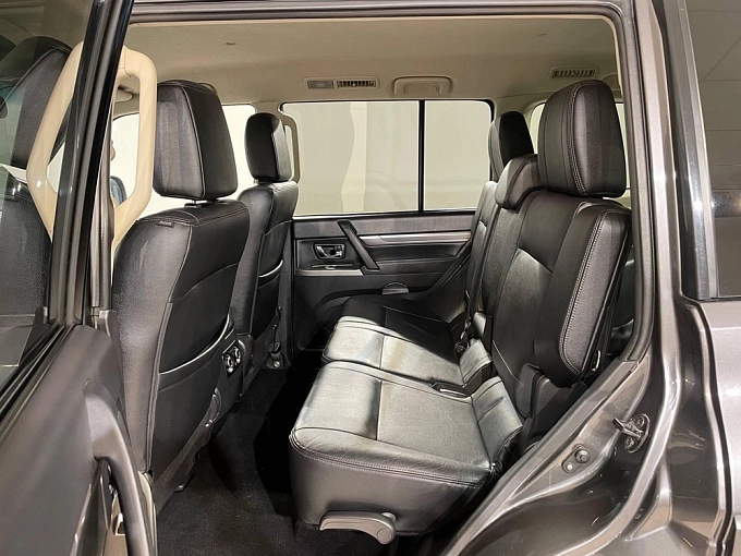 Pajero Instyle 3.0 AT 4WD (174 л.с.) фото 18