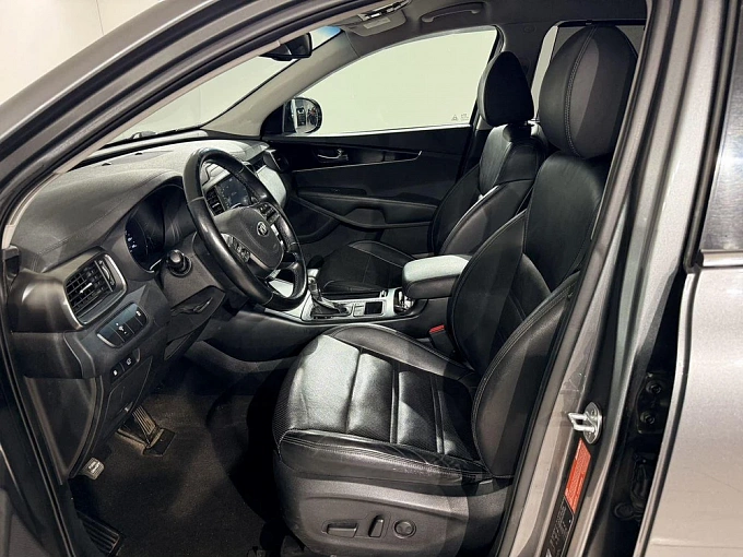 Sorento Prestige 3.5 AT 4WD (249 л.с.) фото 9