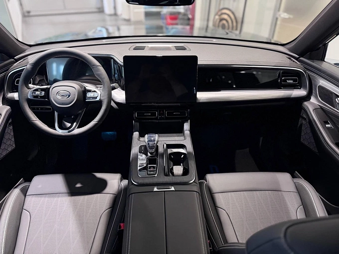 GS8 GX Premium 2.0 AT 4WD (231 л.с.) фото 5