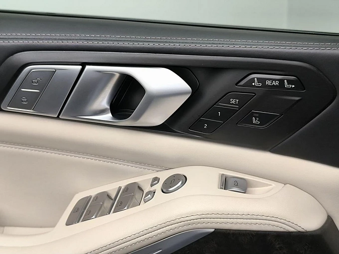 X7 M Sport Pro 3.0d AT 4WD (340 л.с.) фото 27