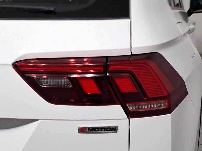 Tiguan Winter Edition 1.4 AMT 4WD (150 л.с.) фото 16