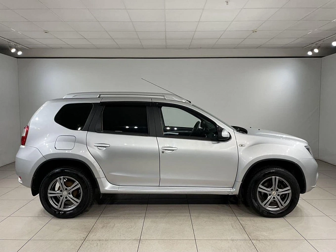Terrano Elegance 2.0 AT 4WD (143 л.с.) фото 7