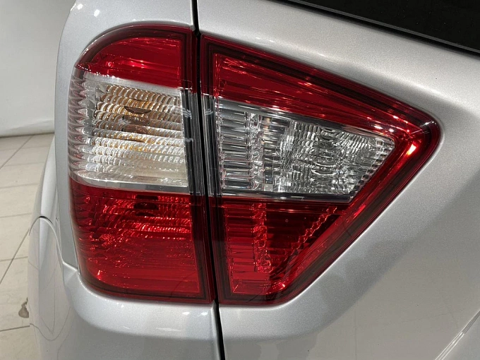 Terrano Elegance 2.0 AT 4WD (143 л.с.) фото 20