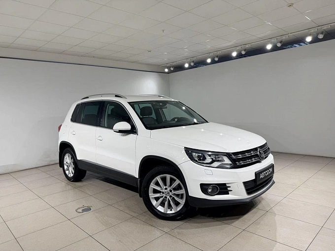 Tiguan Avenue 2.0 AT 4WD (170 л.с.) фото 2