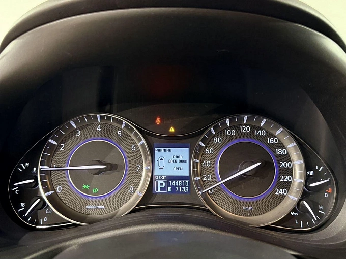 QX56 Hi-Tech 5.6 AT 4WD (405 л.с.) фото 15