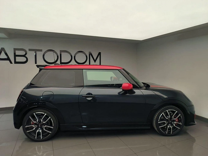 Hatch JCW 2.0 AMT (231 л.с.) фото 5