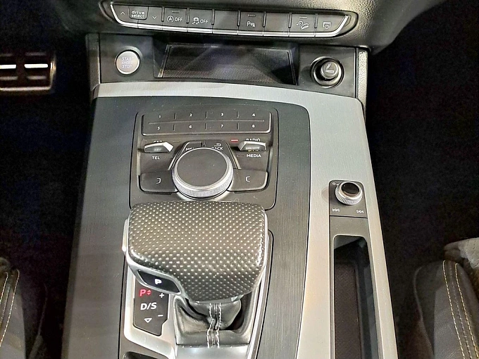 Q5 Sport 2.0 AMT 4WD (249 л.с.) фото 23