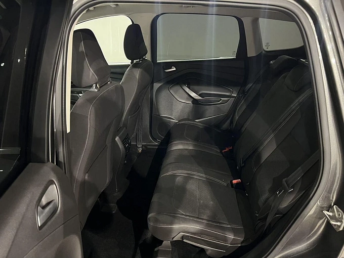 Kuga Titanium (2017) 2.5 AT (150 л.с.) фото 12
