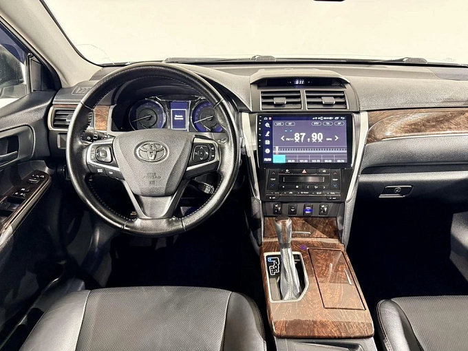 Camry Exclusive 2.5 AT (181 л.с.) фото 13