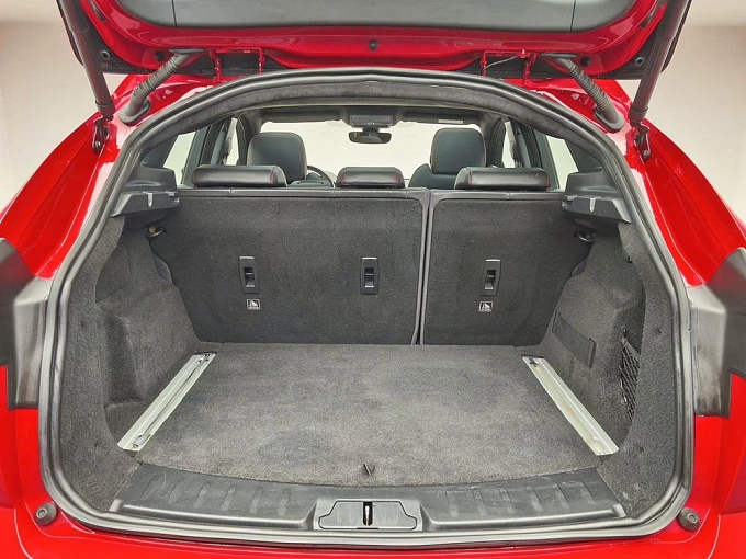 E-Pace R-Dynamic HSE 2.0d AT 4WD (180 л.с.) фото 13