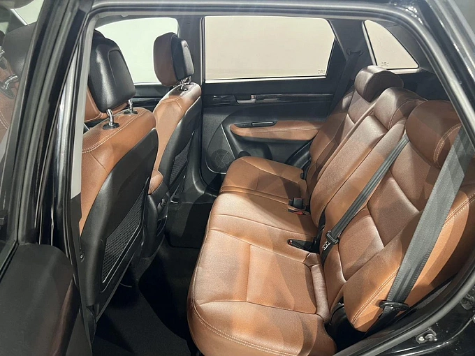 Sorento Luxe 2.4 AT (175 л.с.) фото 12