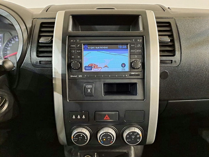 X-Trail LE High 2.5 CVT 4WD (169 л.с.) фото 16
