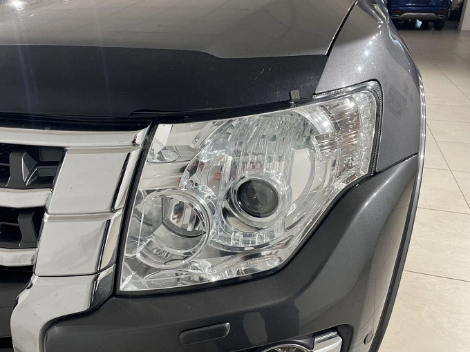 Pajero GLS 3.0 AT 4WD (178 л.с.) фото 20