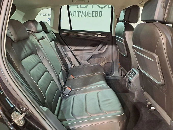 Tiguan Connect Plus 2.0d AMT 4WD (150 л.с.) фото 13