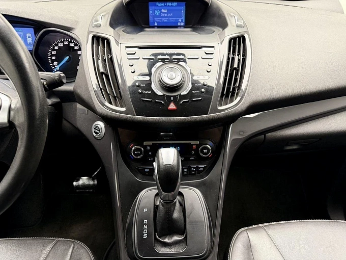 Kuga Titanium Plus 1.6 AT 4WD (182 л.с.) фото 16