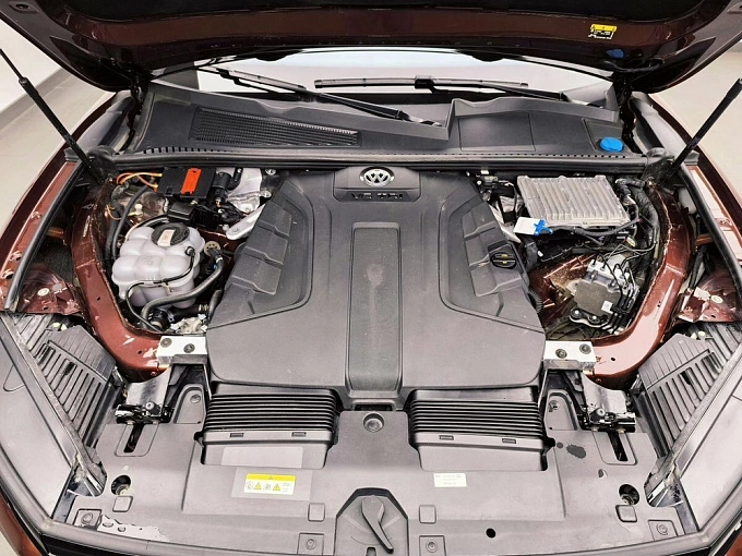 Touareg Exclusive Atmosphere 3.0d AT 4WD (249 л.с.) фото 26