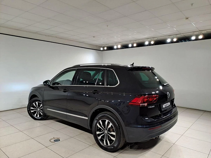 Tiguan Connect Plus 2.0d AMT 4WD (150 л.с.) фото 4