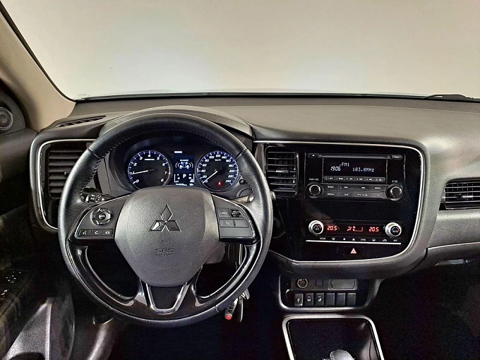 Outlander Intense+ (2018-2021) 2.0 CVT 4WD (146 л.с.) фото 18