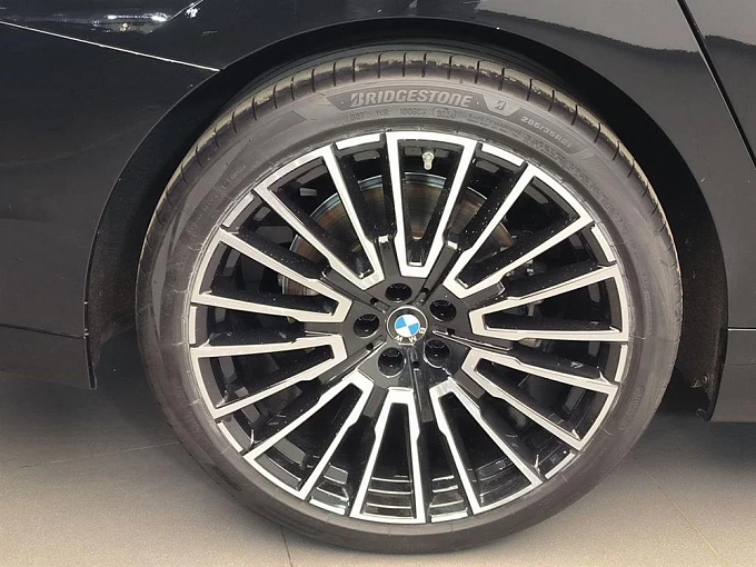 7 серии M Sport 3.0d AT 4WD (286 л.с.) фото 25