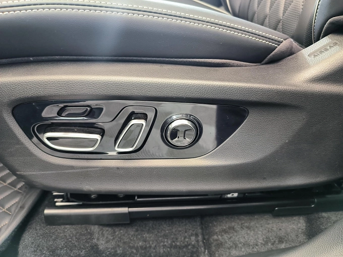 GS8 GX Premium 2.0 AT 4WD (231 л.с.) фото 19