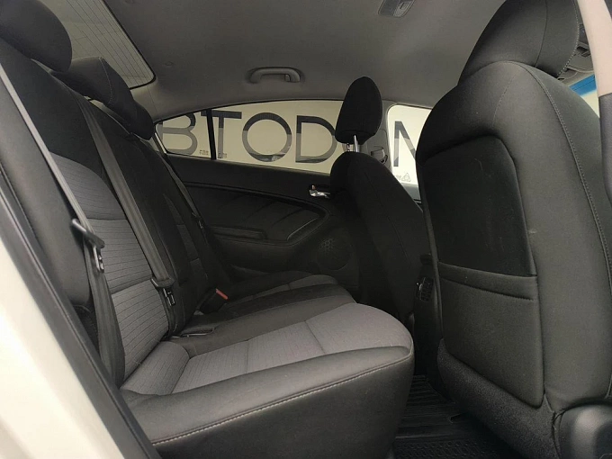 Cerato Luxe 2016 1.6 AT (130 л.с.) фото 12
