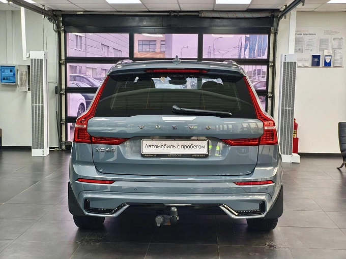 XC60 R-Design 2.0 AT 4WD (249 л.с.) фото 4